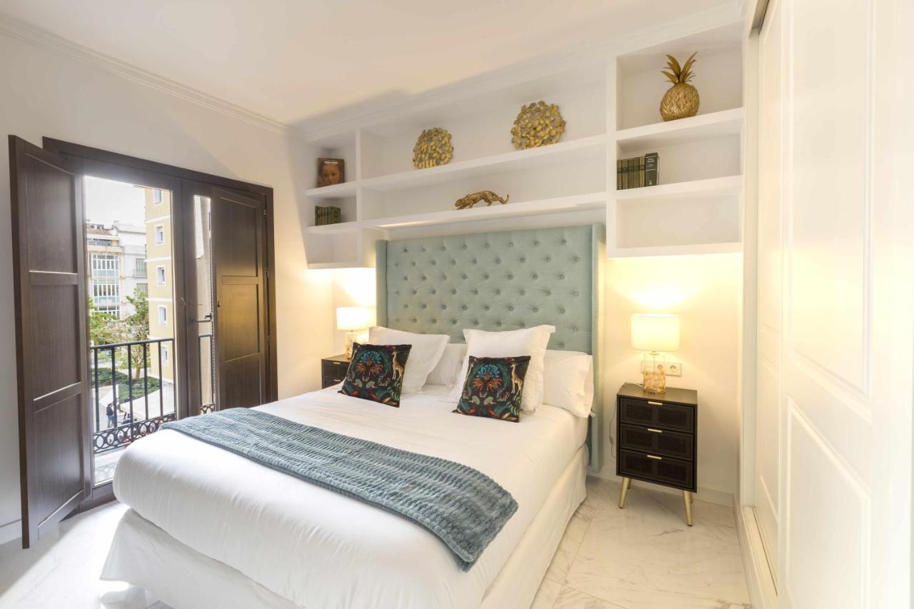 The Clock House Luxury Urban Suites Μάλαγα Δωμάτιο φωτογραφία